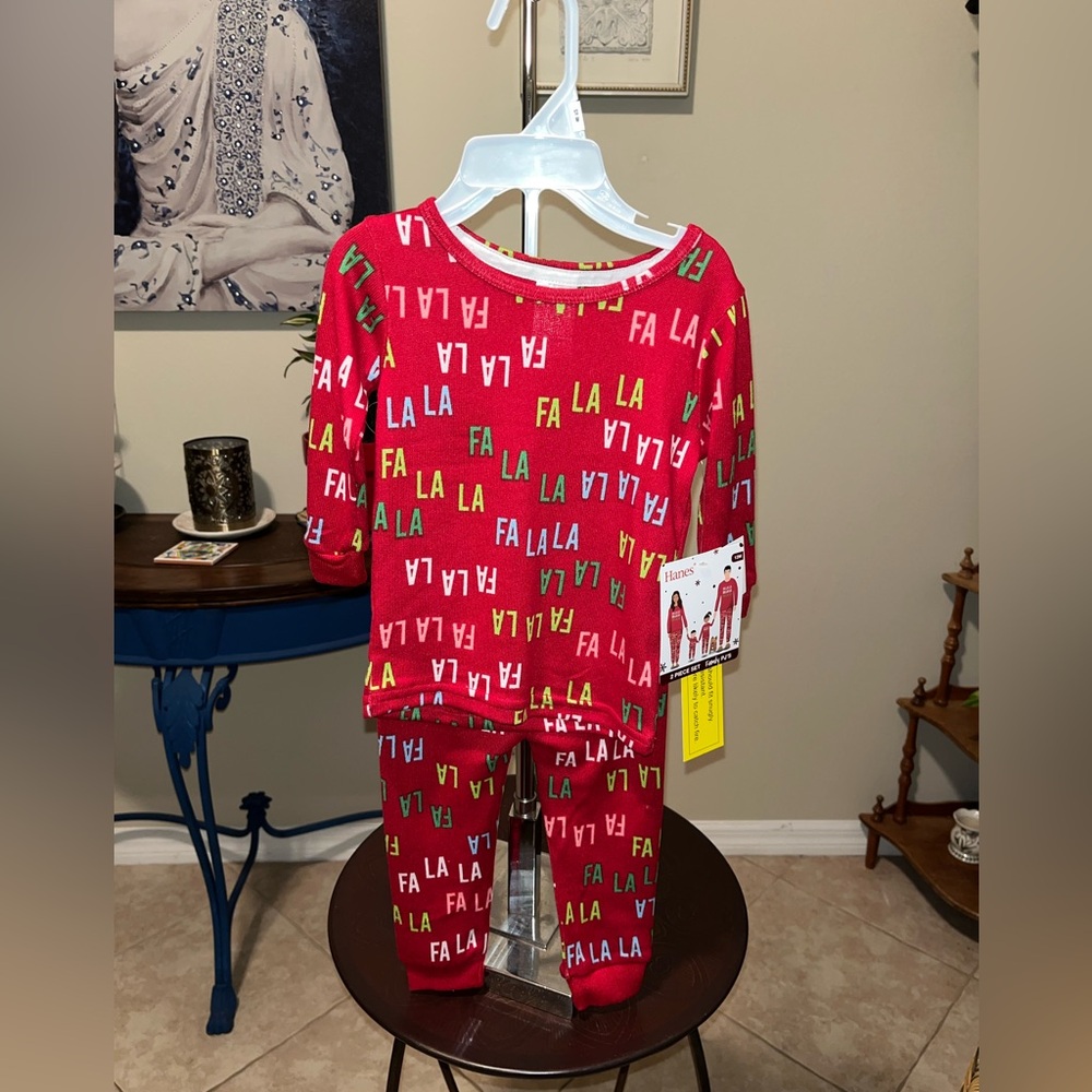 NWT Hanes Kids Pajama Bottom & Top Christmas Set - 12 M